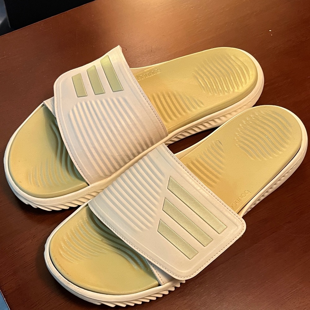Adidas Alphabounce Slides